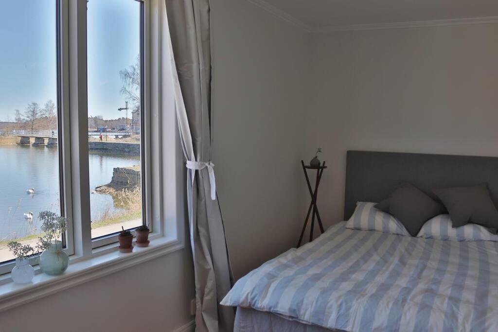 Captivating Harbor View Suite Östhammar Eksteriør billede